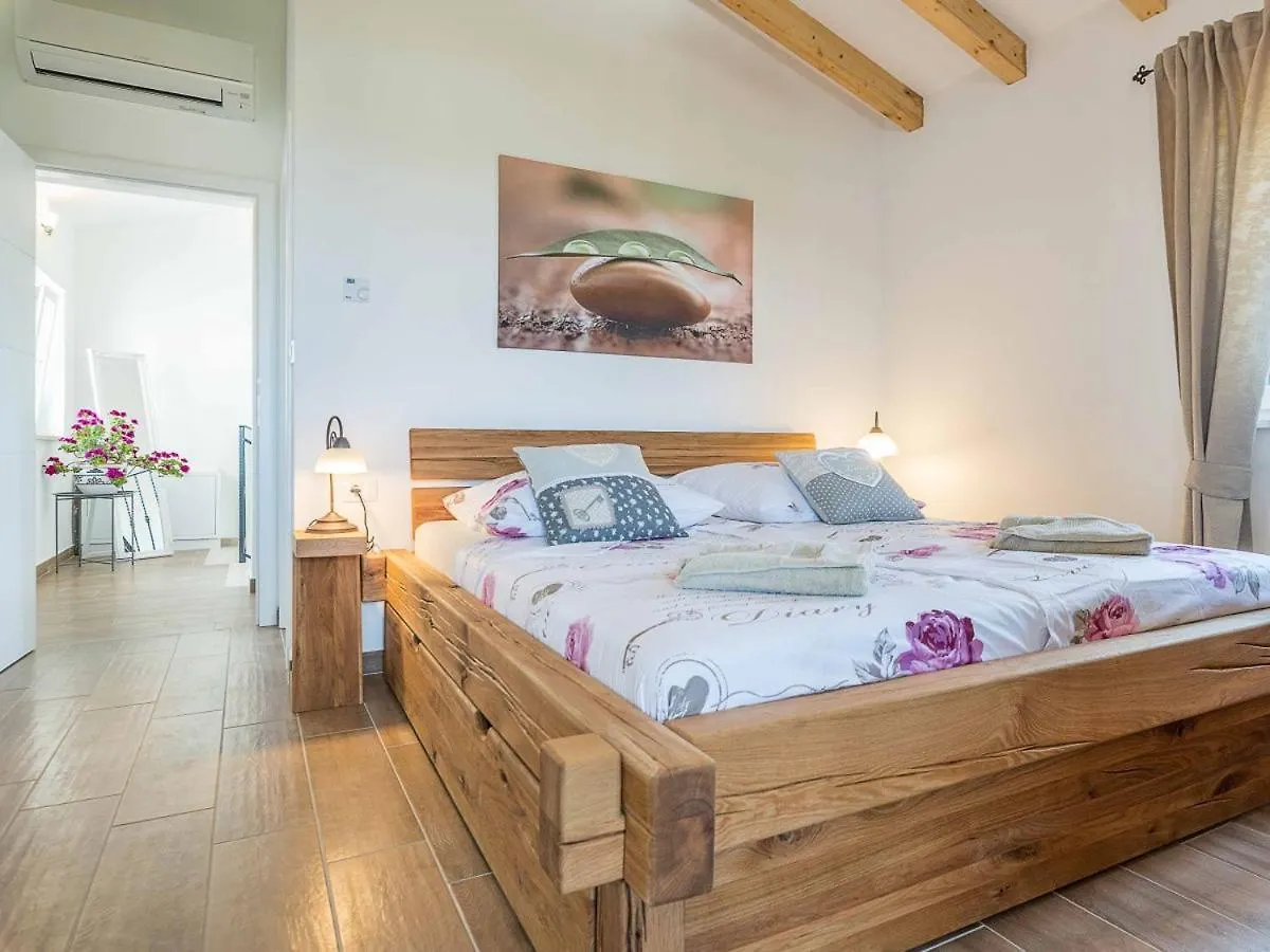 Moderne Istrische Steinvilla - 4 Sterne Mit Privatem, Beheizbaren Pool & Meerblick Kavran Croatia